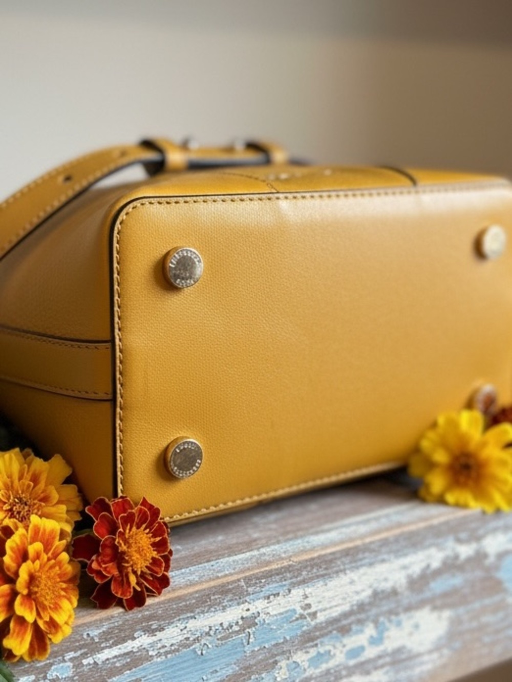 Michael Kors Cary Bucket Bag- Marigold in Pebbled Leather Drawstring Hobo
NWOT - Picture 7 of 7